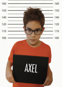 Mug Shot Axel R2